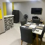 Aparta Estudio En El Laguito